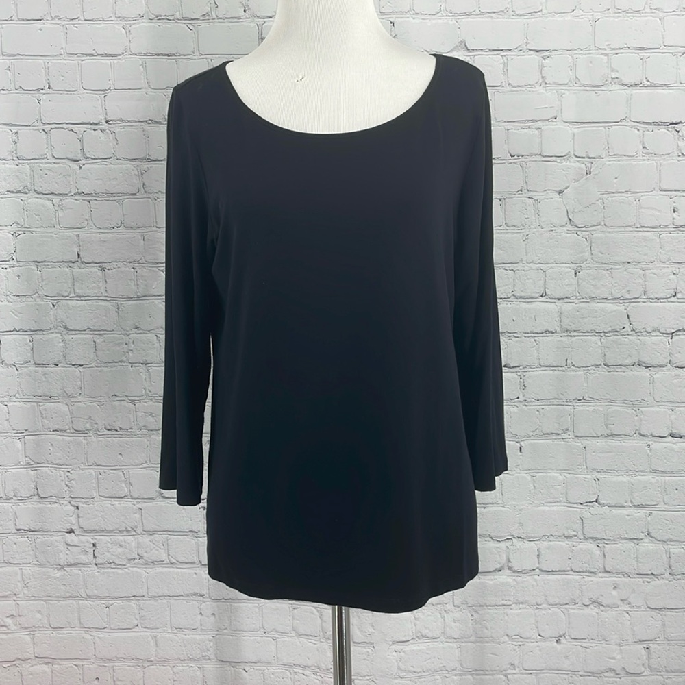 Capsule Wardrobe Eileen Fisher Black Tshirt Round Neck Small